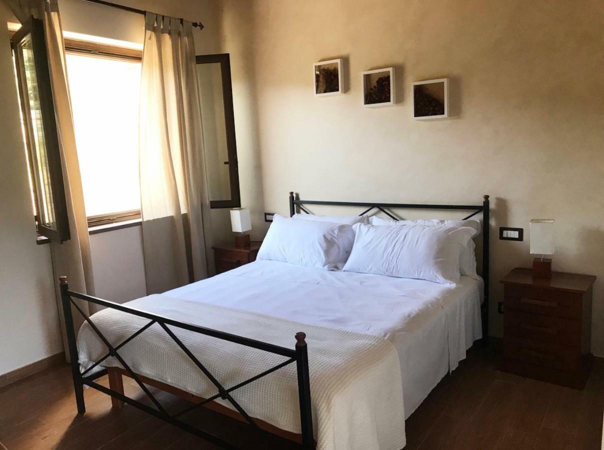 La Pergola Appartamenti Santa Lucia del Mela 외부 사진