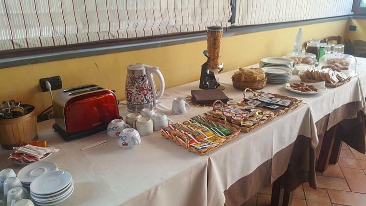 La Pergola Appartamenti Santa Lucia del Mela 외부 사진